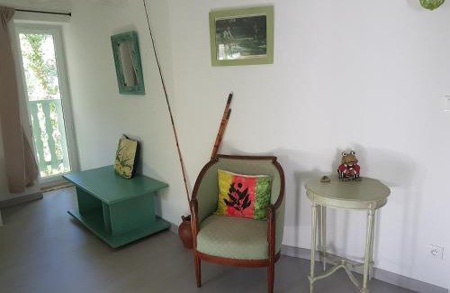 Labastide-du-Vert Bed & Breakfast | Discover Comfort at Chambres d'hôtes Au Pére Louis