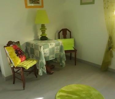 Labastide-du-Vert Bed & Breakfast | Discover Comfort at Chambres d'hôtes Au Pére Louis
