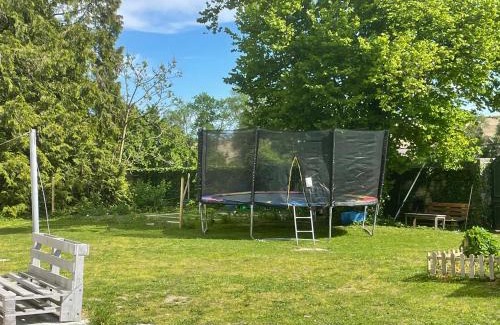 Mussey-sur-Marne Bed & Breakfast | Charming Oceanfront Home with High Guest Ratings
