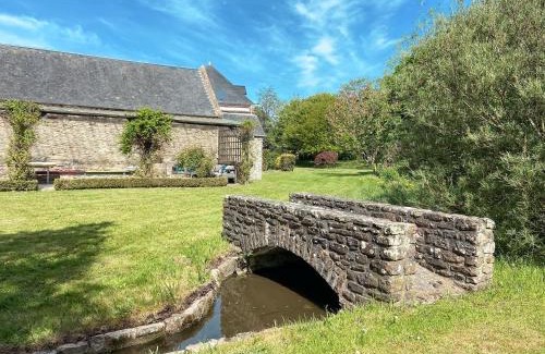 Saint-Lo-d'Ourville Bed & Breakfast | Guest Rated 10/10 at Domaine Les Sources - Charming Stay