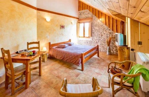 Pont-du-Fosse Bed & Breakfast | Oceanfront Retreat at Chambres d'hôtes l'Abondance - Rated 9.4