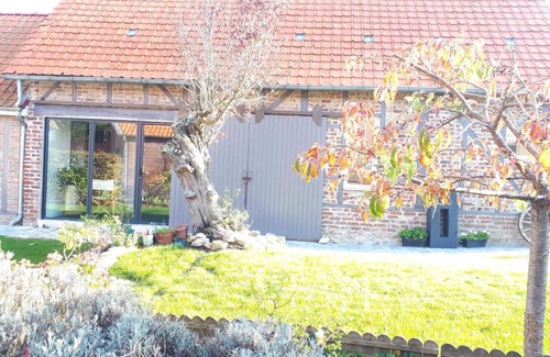 Wanquetin Bed & Breakfast | Relaxing Getaway at Chambres d'hôtes L'Aubaine with Hot Tub
