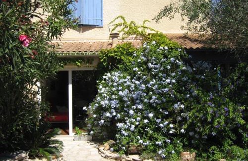 Vic-la-Gardiole Bed & Breakfast | Unforgettable Stay at Chambres d'hôtes Lou Félibre