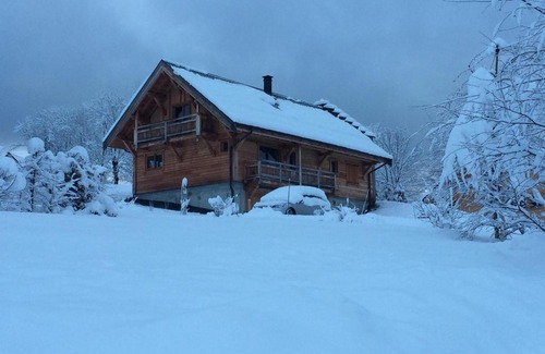 Villard-de-Lans Bed & Breakfast | Relax at Chambres d'hôtes La Vercouline with Spa & Hot Tub