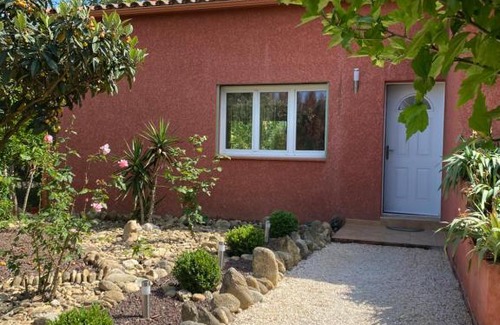 Saint-Andre Bed & Breakfast | Oceanfront Retreat: Chambres d'hôtes l'Olivette des Albères