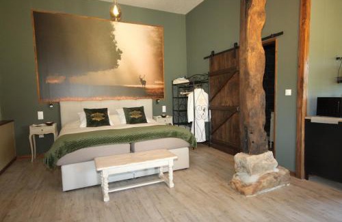 Rouelle Bed & Breakfast | Top-Rated Chambres d'hôtes La Difference with Ocean View