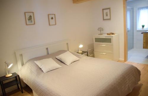 Rott Bed & Breakfast | Perfect Getaway at Chambres d'hôtes "La Petite Vallée"
