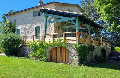 Plaisance Bed & Breakfast | Elegant Chambres d'hôtes Le Muguet with Oceanfront Views