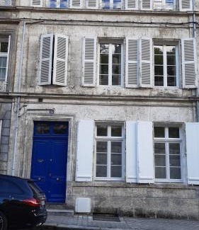 Angouleme Bed & Breakfast | Guest Rated: 9/10 at Les Jardins de la Cathédrale