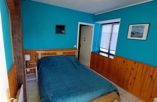 Beauvoir House | Cozy Retreat at Chambres d'hôtes Les Salles with Breakfast