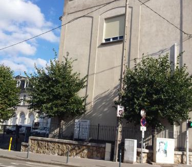 Saint-Pierre - Rene II - Bonsecours House | Eco-Friendly Getaway at Chambres d'hôtes Olry with Breakfast