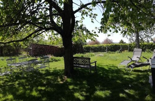 Hunspach Bed & Breakfast | Pet-Friendly Retreat at Chambres d'hôtes Sabine Billmann