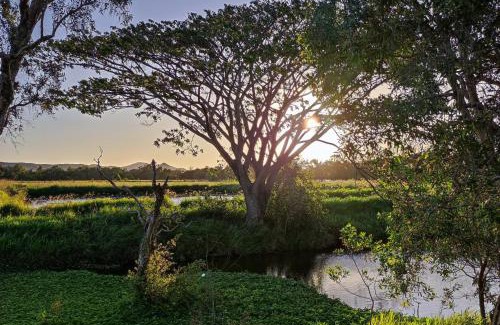 Paita Bed & Breakfast | Guest Rated: Tontouta Tamoa with Family-Friendly Amenities