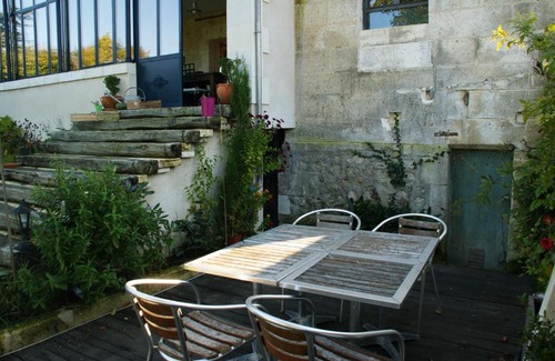 Angouleme Bed & Breakfast | Child-Friendly Retreat at Chambres d'Hôtes Villa Gael