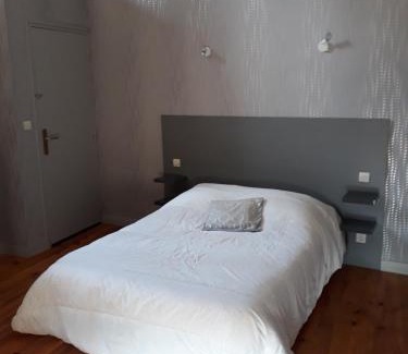 Villardonnel Bed & Breakfast | Panoramic Views and Relaxing Amenities Near Carcassonne