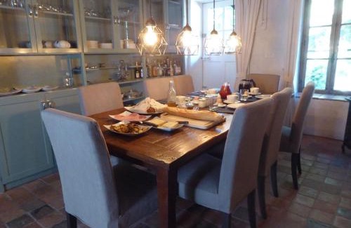 Epiry Bed & Breakfast | Cozy Chambres d'Hotes at La Chandelle with Ocean View