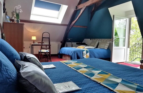Thorigne-d'Anjou House | Indulge at Chambres d'Hotes Du Haut Anjou with Spa & Breakfast