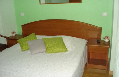 Arcy-sur-Cure House | Eco-Friendly Retreat at Chambres D'hotes La Chaumiere