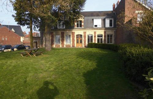 Peronne Bed & Breakfast | Family-Friendly Retreat at Chambres d'Hotes Noir Lion