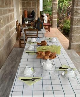 Sarrola-Carcopino Bed & Breakfast | Chambres de la mer et baldaquin
