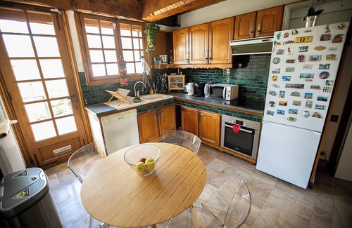 Vernon House | Chambres Dhôte Vernon: Family-Friendly Retreat in Giverny