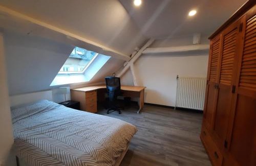 Plantieres Queuleu House | Chambres privées au calme avec espaces partagés