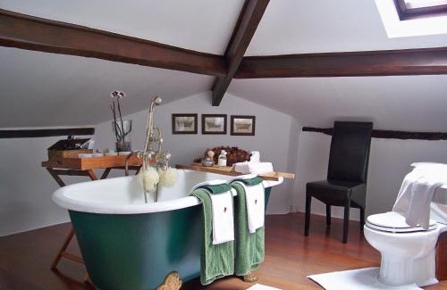 Dunes Bed & Breakfast | Oceanfront Retreat at Chambres Rozies Dunes - Rated 9/10