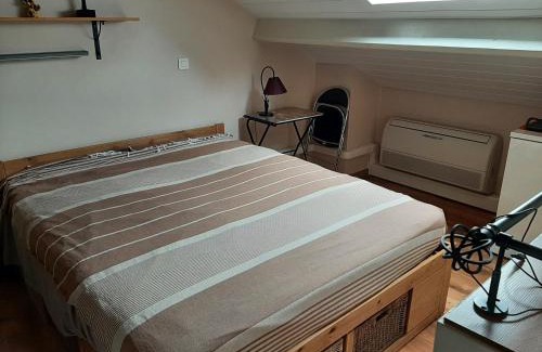 Cenon House | Inviting Rooms & Dining at La Bordelaise Retreat