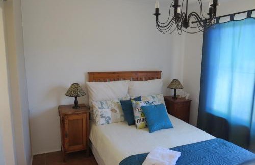 Marina da Gama House | Cozy Chamomile Cottage 2 - Family Friendly Retreat