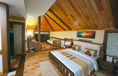 Kayiavir Plungdung Hotel | Discover Chamong Chiabari: Perfect Family-Friendly Retreat