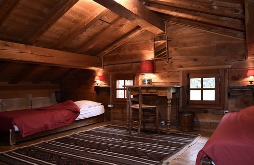 Montroc Ski Chalet | Chamonix authentic savoy chalet 4*, fantastic view Mont Blanc near ski lifts/bus