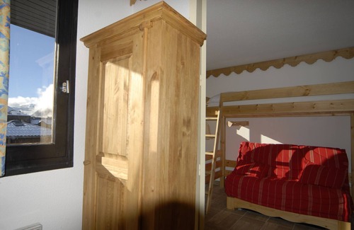 Chamonix City Centre Apartment | Chamonix Center Apartment with Panoramic Mont Blanc Views