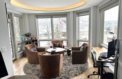 Snowmass Village Resort | Top-Rated Chamonix Condominiums with Pool & Spa Amenities