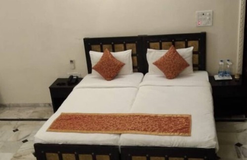 Khodiyar Pura Hotel | Discover Champaner Heritage Resort: 4-Star Retreat Awaits