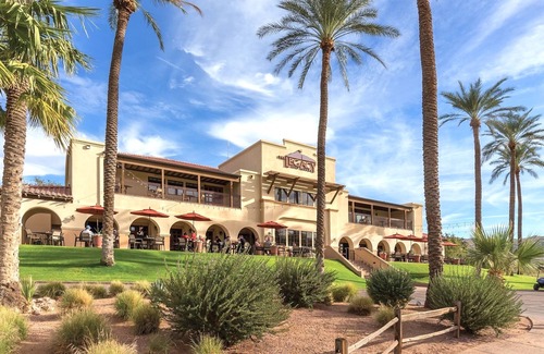 South Mountain House | Premier Golf Course Retreat with Pro Shop in Downtown Phoenix