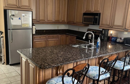 Pawleys Island Condo | Premier Golf Retreat with Private Beach Access & Top Amenities