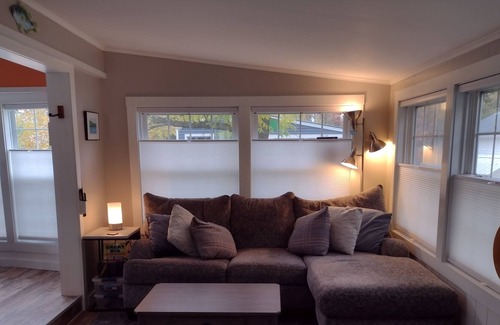 Grand Isle House | Champlain Island Escape - Cozy home in small waterfront community