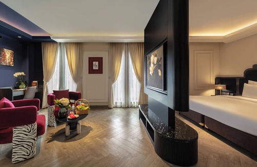 Old Quarter Hotel | Relax at The Light Hotel: 4-Star with Pool & Spa