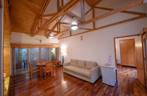 Lugu House | Family-Friendly Retreat at Chan Shuo The Pavilion of Phoenix