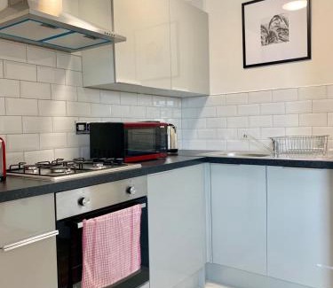 Holborn and Covent Garden Apartment | Discover Chancery Lane Residences: Family-Friendly Retreat