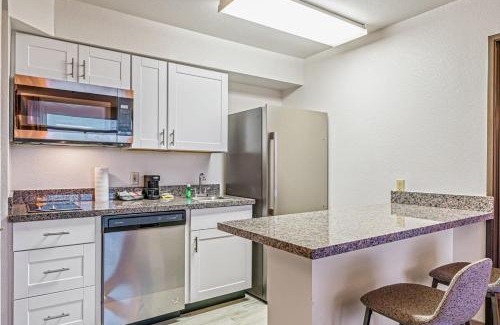 Chandler Apartment | Pet-Friendly Chandler Getaway with Pool Access