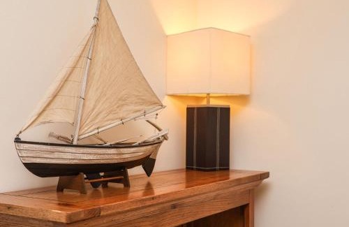 Whitby House | Experience Chandler's View: 4-Star Pet-Friendly Retreat