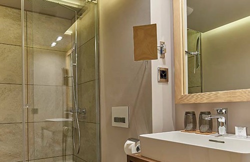 Chandolin Hotel | Discover the Chandolin Boutique Hotel: 4-Star Eco Retreat