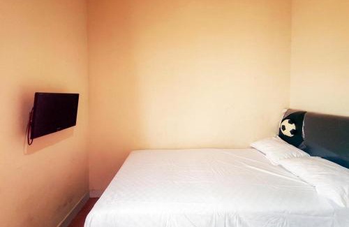 Palu Hotel | Budget-Friendly Chandra Graha Guesthouse in Palu