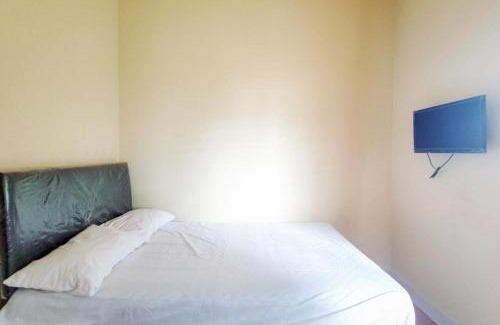 Palu Hotel | Budget-Friendly Chandra Graha Guesthouse in Palu