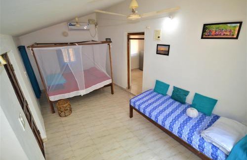 Patnem Apartment | Cozy River View Studio for 3 in Talpona - Pet Friendly