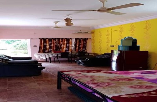Paderu House | Cozy Chandrika Guest House: Family-Friendly with Breakfast