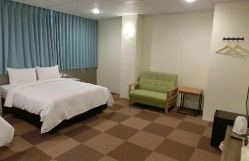 Zhongli District Hotel | Discover Chang Ti Metropolis Commercial Hotel with Breakfast