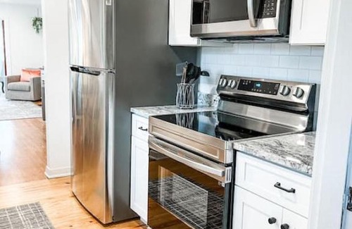 Holly Hill House | Pet-Friendly Retreat at Changes In Latitude - A 4-Star Getaway