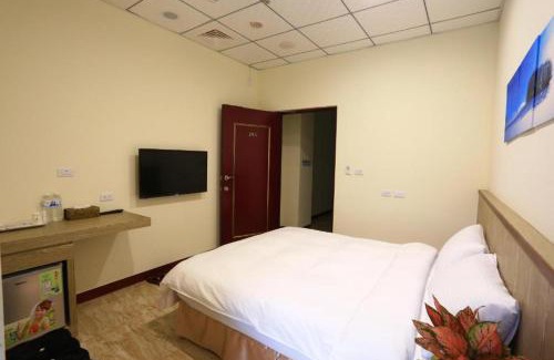 Taitung City Centre Hotel | ChangJu Hotel: Family-Friendly with Free Parking & Kitchen
